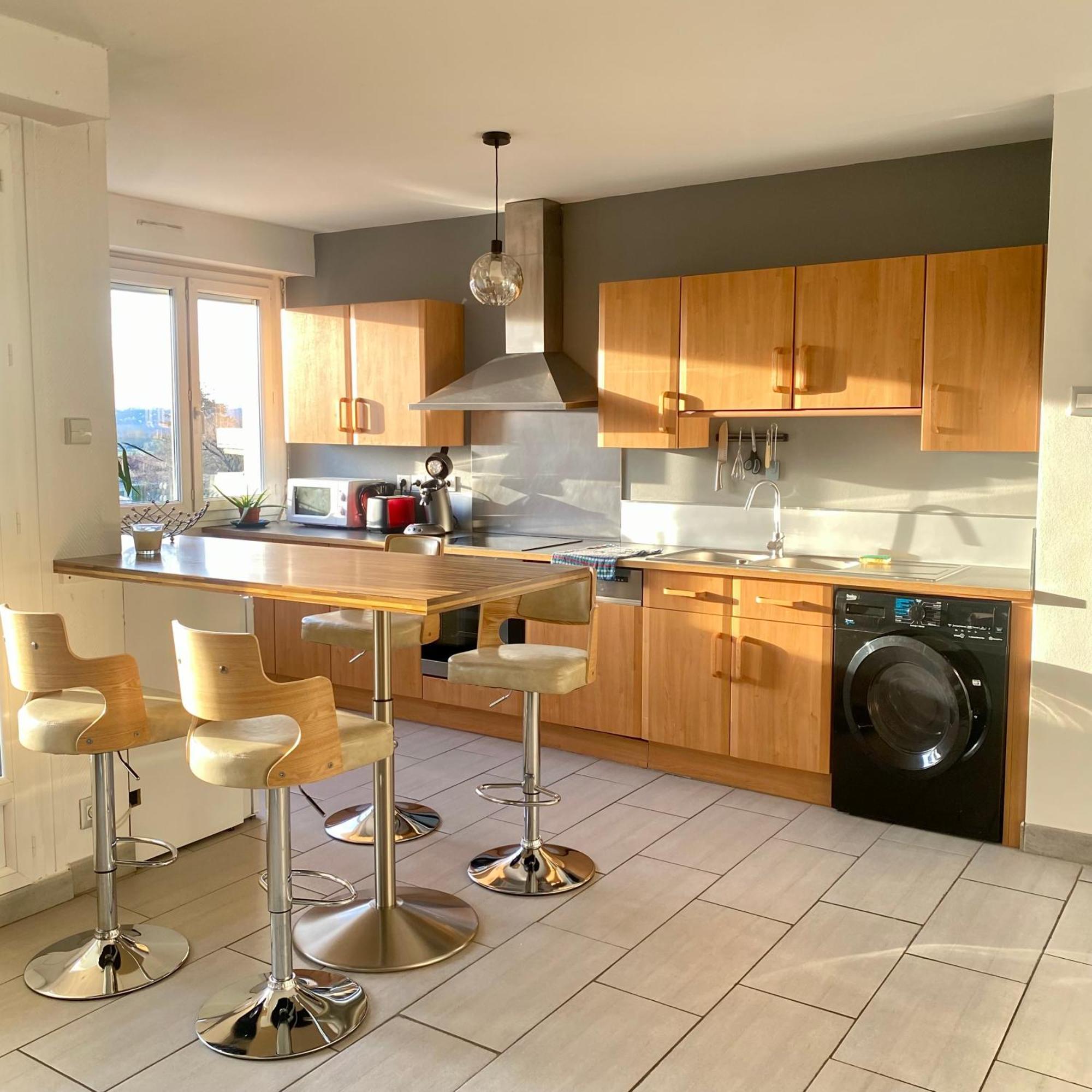 Le Paisible Apartment Decines-Charpieu Ngoại thất bức ảnh